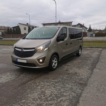 Nuomojamas 9 vietų keleivinis mikroautobusas jūsų kelionėms Lietuvoje ir į užsienį. Taip pat nuomojame ir lengvuosius automobilius. Turime 5 ir 7 vietų
Visi automobiliai turi pagalbą kelyje Kaunas Autonuoma nuotrauka 1 Keleiviniai mikroautobusai Kaunas Autonuoma nuotrauka 1