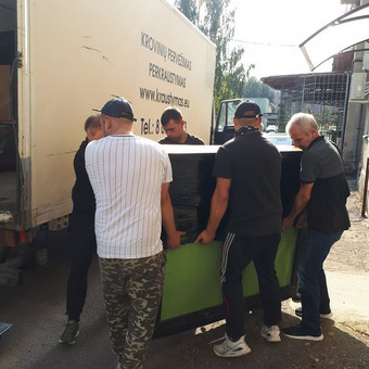 pervežame bei transportuojame pianinus , fortepijonus kainos prasideda nuo 130 eur , kainos priklauso nuo aukšto, pianino sunkumo, bei atstumo kurį reikia pervežti Klaipėda Povilas nuotrauka 9 Pianinų gabenimas Klaipėda Povilas nuotrauka 9