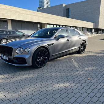 Automobilio nuoma su vairuotoju Vilnius ISSINUOMUOKAUTO.LT nuotrauka 18