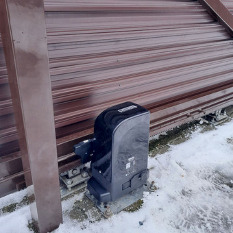 Vartų automatikos Motorline Bravo500 įrengimas be elektros laidų atvedimo, be betonavimo darbų Vilnius UAB SMARTDOOR LT nuotrauka 1 Vartų automatika, montavimas Vilnius UAB SMARTDOOR LT nuotrauka 1