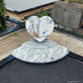 Paminklų, antkapių montavimas Alytus UAB Granito Uola nuotrauka 1