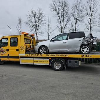 Automobilio pervežimas Klaipėdoje nuo 30 € Klaipėda Geras tralas nuotrauka 1 Tralo paslaugos Klaipėda Geras tralas nuotrauka 1