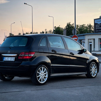 Mercedes-Benz B180 AUTOMATAS nuoma Kaune Kaunas Rimvydas Sadauskas nuotrauka 9