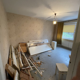Mūsų darbuotojai atvažiuos ir viską padarys už Jus!
Išvežame senas sofas, lovas, spintas, stalus, kėdes, sekcijas ir ne tik. Turite klausimų? Vilnius UAB Tvarista nuotrauka 1 Senų baldų išvežimas Vilnius UAB Tvarista nuotrauka 1