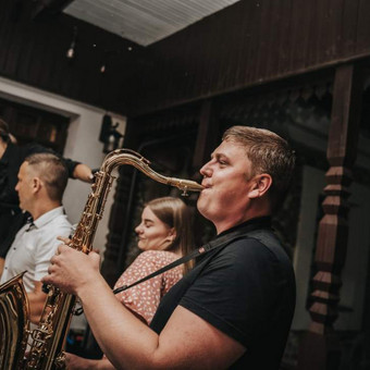 Dainininkai, muzikos grupės Klaipėda Giedrius Saksofonistas nuotrauka 2