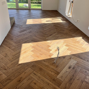 Klojame laminatą, parketą, parketlentes, vinilinę dangą. Vilnius UAB Vis dar nuotrauka 5 Laminato klojimas Vilnius UAB Vis dar nuotrauka 5