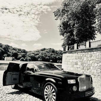 ROLLS ROYCE NUOMA Elektrėnų sav. VIP pervežimai nuotrauka 43