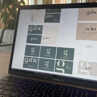 Esu grafikos dizaino dėstytoja, turiu patirties dėstyme online mokyklose, kolegijoje ir individualiai. Mokinu Adobe Illustrator, Photoshop ir kompozicijos pagrindų. Klaipėda Kristina Galdikaite nuotrauka 3 Grafikos dizaino mokymai Klaipėda Kristina Galdikaite nuotrauka 3