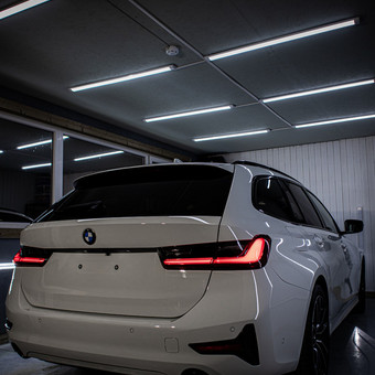 Vaškuojama brangiu ir kokybišku vašku kurio tarnavimo laikas yra nuo 6 iki 12 mėn. Kaunas autoMobiluSPA nuotrauka 1 Automobilio vaškavimas Kaunas autoMobiluSPA nuotrauka 1