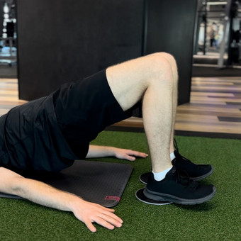 Tai mėnesis sportavimo 2 kartus per savaitę individualiai su manimi!
Išsiaiškinsime slypinčiais problemas ir pritaikysiu Jums skirtą treniruočių programą padedančią išspręsti turimas problemas Vilnius Vitalijus Lindžius nuotrauka 7 Nugaros stiprinimo treniruočių paketas Vilnius Vitalijus Lindžius nuotrauka 7