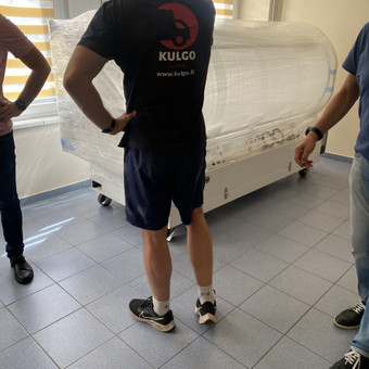 Specialus transportas, kroviniu tvirtinimas, maršruto planavimas, leidimai, krovinio draudimas, komunikacija ir koordinavimas. Vilnius UAB Kulgo nuotrauka 18 Medicininės įrangos pristatymas. Vilnius UAB Kulgo nuotrauka 18