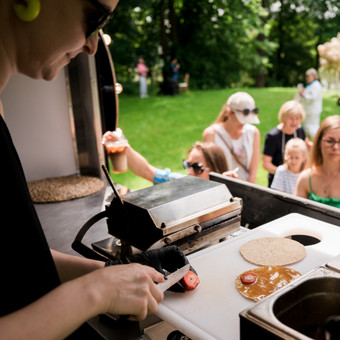 Food truck, maisto vagonėlis Vilnius Jurgita Vertelkienė nuotrauka 1
