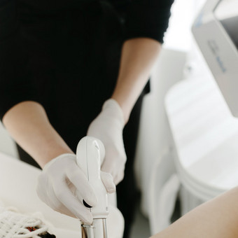 Hiperhidrozės (padidėjusio prakaitavimo) gydymas Vilnius YOU sporto ir sveikatingumo klinika nuotrauka 11