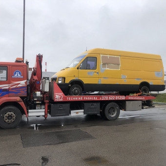 Nevažiuojančiu automobiliu pervezimas Klaipėda Aivatrans nuotrauka 23