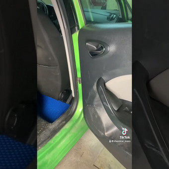 Cheminis salono valymas Vilnius ChemiCar nuotrauka 2