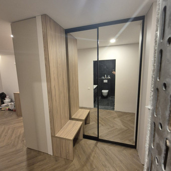 Stumdomų durų ir pertvarų gamyba Kaunas Decus furniture nuotrauka 5