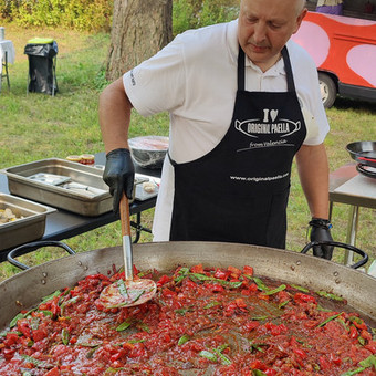 Patiekalai kazane, paeljeroje Alytaus rajonas MB Kazanas ant ratų nuotrauka 7 Food truck, maisto vagonėlis Alytaus rajonas MB Kazanas ant ratų nuotrauka 7