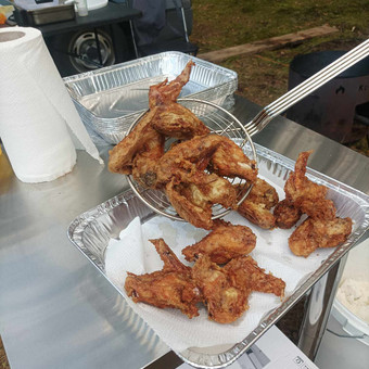 Grill patiekalai Kamado ar atvirame grilyje. BBQ gaminiai. Alytaus rajonas MB Kazanas ant ratų nuotrauka 6 Grill šefai Alytaus rajonas MB Kazanas ant ratų nuotrauka 6