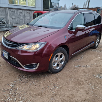 Chrysler Pacifika Plug In - Hybrid Vilnius UAB Eddytrans nuotrauka 41