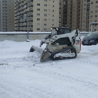 Sniego valymas nuo stogų Vilnius MB VALSORA nuotrauka 2