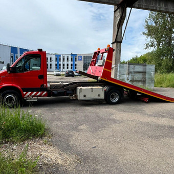 Tralas Traliukas Technine Pagalba Kelyje Vilnius Vilnius Uab valiuteka nuotrauka 1 Tralo paslaugos Vilnius Uab valiuteka nuotrauka 1
