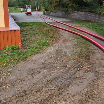 Vandentiekio įrengimas uždaru būdu. Horizontalus kryptinis gręžimas. Betranšėjės technologijos. Klaipėda MB HD Drilling nuotrauka 2 Vandentiekio įrengimas betranšėjiniu būdu Klaipėda MB HD Drilling nuotrauka 2