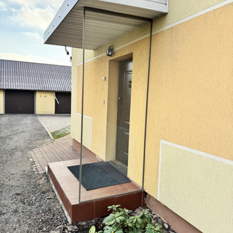 Gaminame nestandartinius stiklo konstrukcijas. Panevėžys Meltglas, MB nuotrauka 2 Berėmio stiklo gamyba Panevėžys Meltglas, MB nuotrauka 2