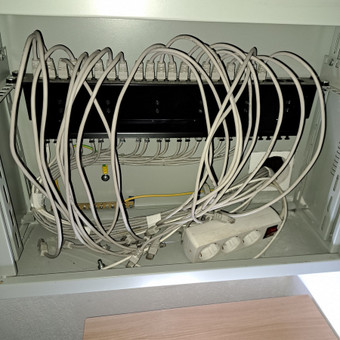 Vidaus tinklų įrengimo darbai Vilnius VISAUGA nuotrauka 8 Elektros ir kompiuterinių ryšio tinklų instaliacija Vilnius VISAUGA nuotrauka 8