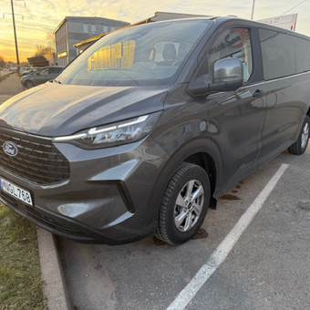 Ford Transit Custom, 2024m, automat, 9 vietų.
Ford tourneo custom, 2024m. automat, 8 vietų.
MAN, VW crafter , 2024m. mechanika, 8 vietų.
Ford transit , 2024m. automat, 9 vietų. Kaunas EkoVan.lt nuotrauka 1 Keleiviniai mikroautobusai Kaunas EkoVan.lt nuotrauka 1