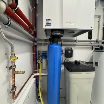 Vandens filtrų montavimas Vilniuje ir aplinkiniuose rajonuose .
Darbus atliekame kruopščiai, jokių kreivai išvestų vamzdžių, nesvarbu ar jie matomi ar paslėpti ! Vilnius Vytautas nuotrauka 10 Vandens filtrų montavimas Vilnius Vytautas nuotrauka 10