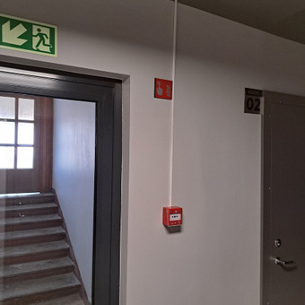 Patalpų ženklinimas pagal priešgaisrinės saugos ir žmonių evakavimo taisykles Vilnius VISAUGA nuotrauka 10