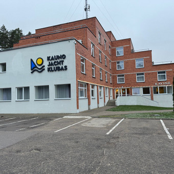 Ilgalaikė kambario nuoma Kauno jachtklube, įskaičiuota komunaliniai mokesčiai, kambario tvarkymas ir patalynės keitimas 1 kartą per savaitę. motelis@jachtklubas.lt Kaunas Kauno jachtklubas nuotrauka 1 Butų nuoma Kaunas Kauno jachtklubas nuotrauka 1