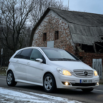 Mercedes-Benz B180 AUTOMATAS nuoma Kaune Kaunas Rimvydas Sadauskas nuotrauka 15