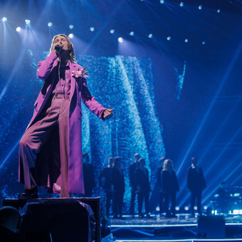 Vienos valandos programa įsimintinam vakarėliui su gyvo garso grupe. Programoje skamba geriausios autorinės, bei Lietuvoje ir pasaulyje žinomi koveriai: Coldplay, Imagine Dragons, Rondo ir panašiai Akmenės rajonas Mėnulio Fazė (Vladas Chockevičius) nuotrauka 2 Dainininkai, muzikos grupės Akmenės rajonas Mėnulio Fazė (Vladas Chockevičius) nuotrauka 2