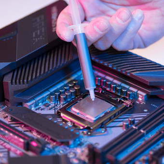 Teikiame termopastos keitimo paslaugą nešiojamųjų ir stacionarių kompiuterių procesoriams, vaizdo plokštėms ir kitiems komponentams Klaipėda ComputerLAB nuotrauka 12 Termopastos keitimas Klaipėda ComputerLAB nuotrauka 12