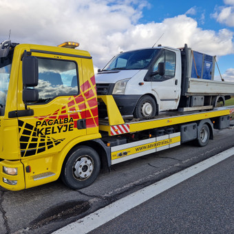Automobilio gabenimas po avarijos Klaipėda Mb Savas Tralas LT nuotrauka 9