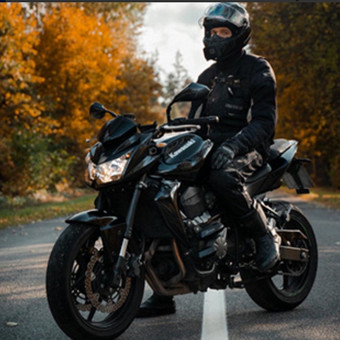 Važiavimas kawasaki motociklu Vilnius Karolis, Moto nuotrauka 1