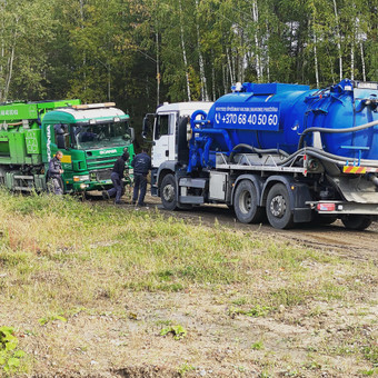 Siurbiame bentonitą. Vilnius UAB Alveva nuotrauka 10 Bentonito siurbimas- išvežimas. Vilnius UAB Alveva nuotrauka 10