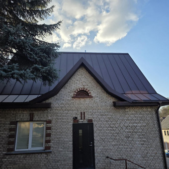 Teikiame profesionalias stogų skardinimo paslaugas, skirtas tiek naujiems pastatams, tiek renovuojamiems objektams. Mūsų komanda dirba su įvairiomis skardos dangomis. Kaunas UAB ,,Moer" nuotrauka 2 Stogų remontas Kaunas UAB ,,Moer" nuotrauka 2