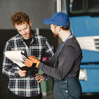 Personalo atranka logistikos įmonėms – tai tikslinis specialistų paieškos ir atrankos procesas, orientuotas į logistikos sektorių. Vilnius Digital Team nuotrauka 8 Personalo atranka logistikos įmonėms Vilnius Digital Team nuotrauka 8