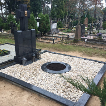 Dengiame, restauruojame, atnaujiname kapavietes ir paminklus. Kaunas UAB "Vaigora", UAB "Mes akmenys" nuotrauka 4 Kapų dengimas Kaunas UAB "Vaigora", UAB "Mes akmenys" nuotrauka 4
