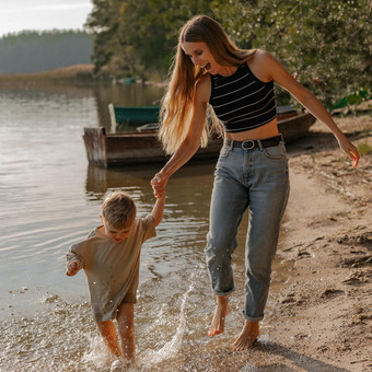 Kaina derinama individualiai Vilnius KIKI Fotografuoja nuotrauka 4 Asmeninės fotosesijos Vilnius KIKI Fotografuoja nuotrauka 4