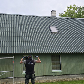Atliekame senų, sugriuvusių, sulūžusių ar kitaip aplinkos paveiktų stogų remonto darbus, suteikiame garantijas, dirbame su visomis medžiagomis. Klaipėda UAB Gedo statyba nuotrauka 1 Stogų remontas Klaipėda UAB Gedo statyba nuotrauka 1
