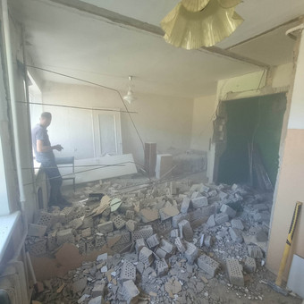Atliekame griovimo darbus nuo pliteliu numusimo iki sienu grindu ardimo. Pilnai paruošiame buta kapitaliniam remontui. Klaipėda Senų baldų šiukšlių išvežimas!!! nuotrauka 24 Griovimo darbai klaipeda ir aplink. Klaipėda Senų baldų šiukšlių išvežimas!!! nuotrauka 24
