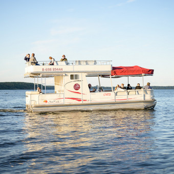 Lygiagrindžiai katamaranai Kaunas Party Cruiser laivonuoma.lt nuotrauka 3