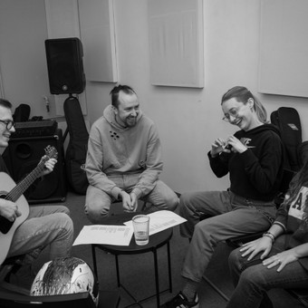 Grupiniai dainavimo užsiėmimai Vilnius Vika Ray Studio nuotrauka 2