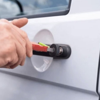 Avarinis automobilių atrakinimas Klaipėda AutomobiliuRaktai.lt nuotrauka 3