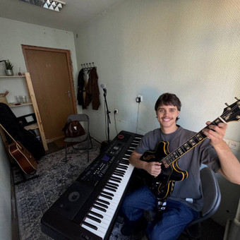 Gitaros pamokos Vilnius Justas Petrikauskas nuotrauka 2