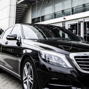 Automobilių nuomos paslaugas teikiame tik su profesionaliais vairuotojais, kurie užtikrins saugią ir komfortišką kelionę. Vilnius Benz4Rent nuotrauka 4 Automobilių nuoma su vairuotoju Vilnius Benz4Rent nuotrauka 4
