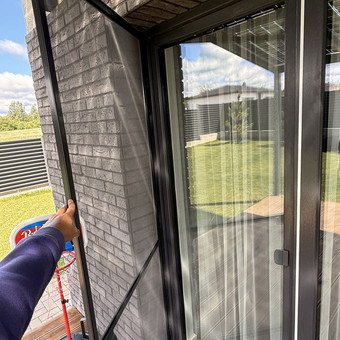 Tinkleliai nuo uodų, montavimas Vilnius Visų tipų roletai, žaliuzės ir tinkleliai nuotrauka 1